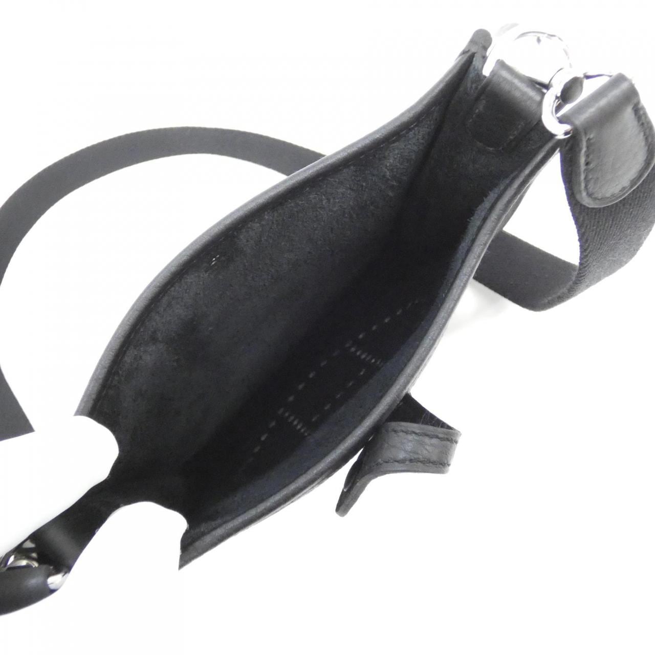 【未使用品】エルメス エヴリン アマゾン 16cm 069426CK ショルダーバッグ