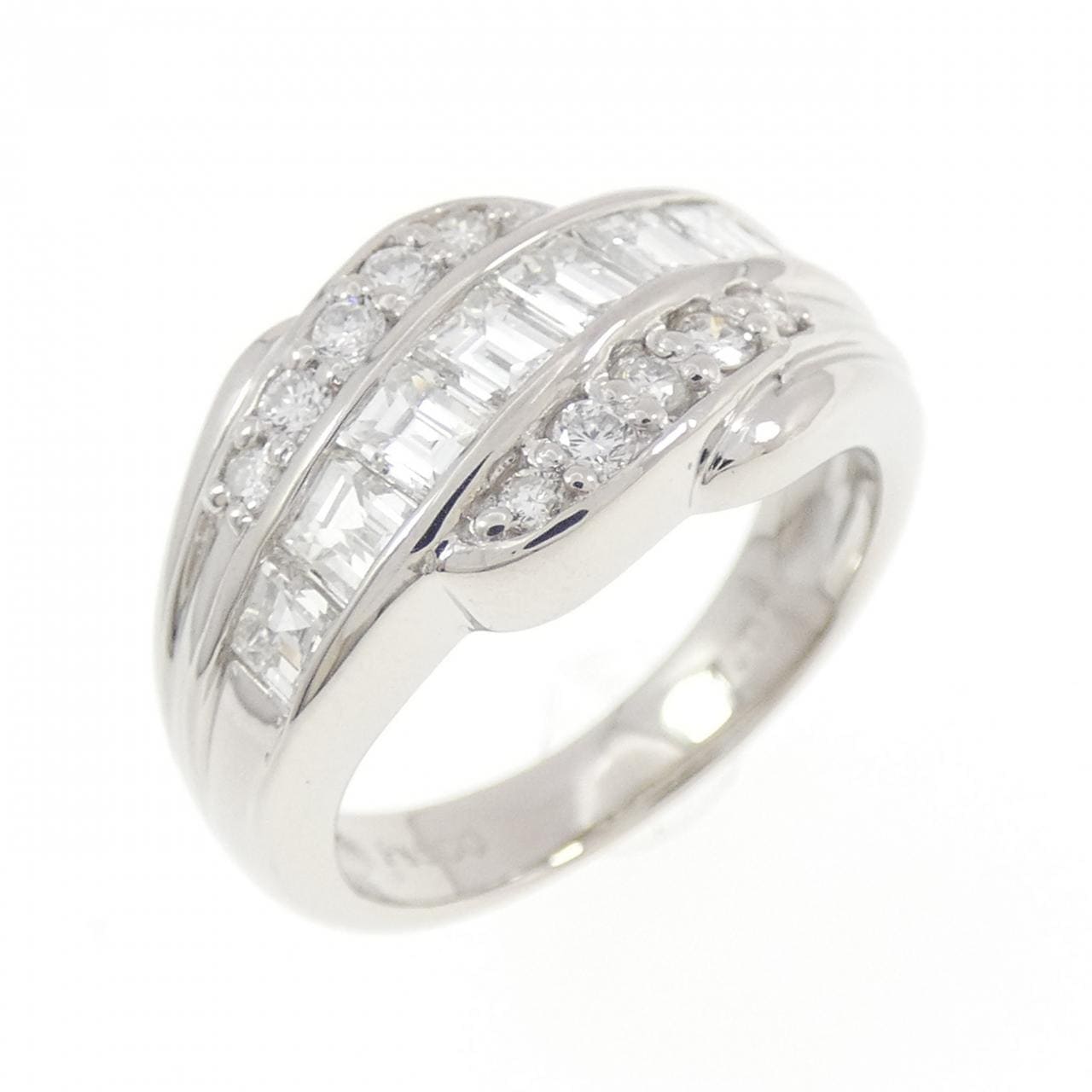 PT900 ダイヤモンド リング 1.00CT