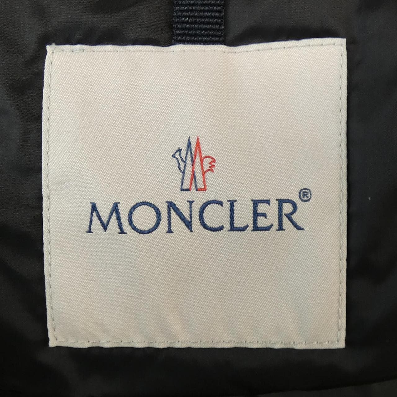 MONCLER蒙克勒羽绒服