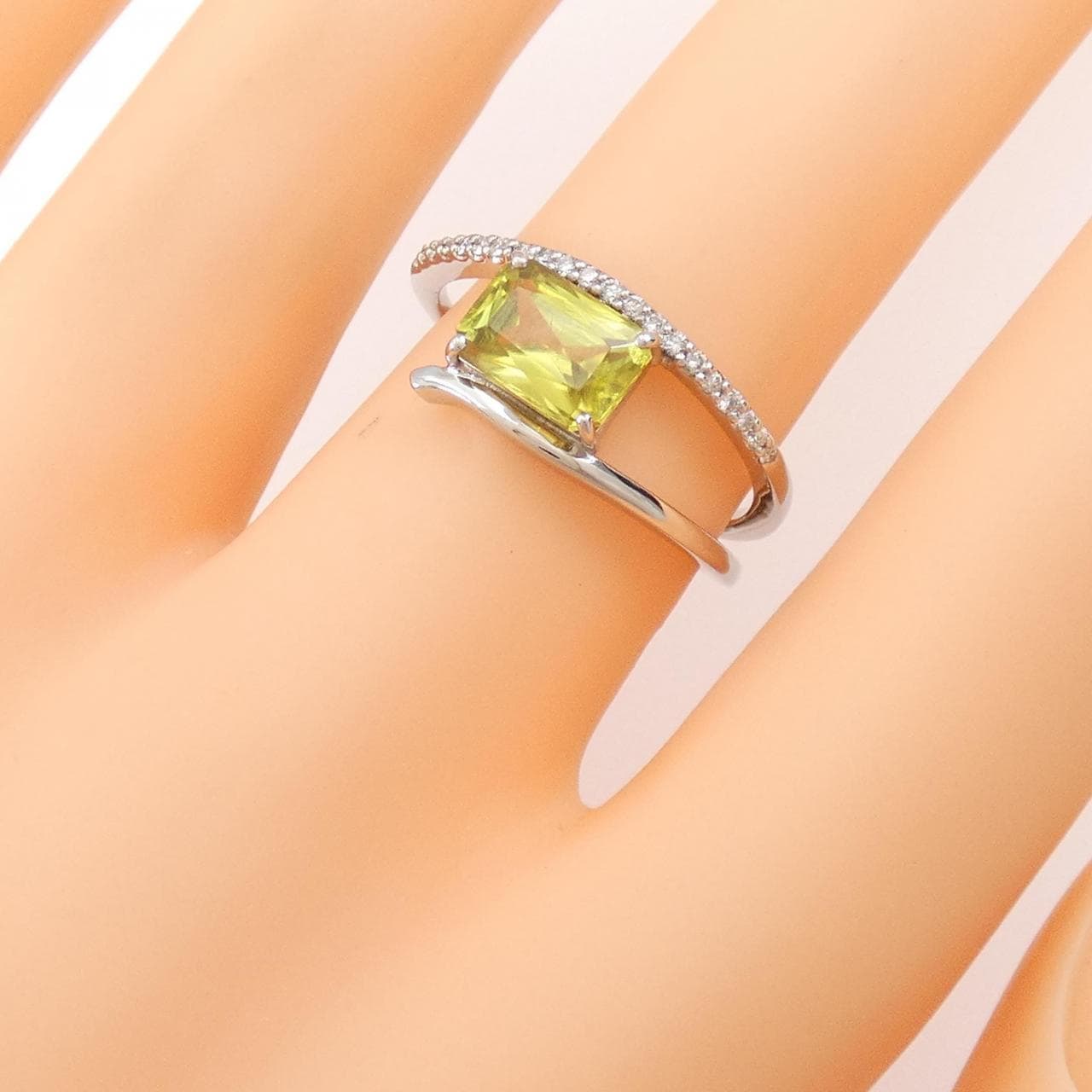 PT Sphene Ring 1.37CT