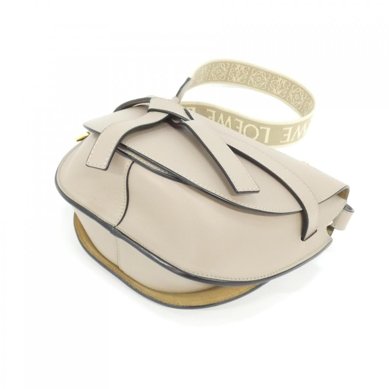 ロエベ ゲート スモール A650T20X40 ショルダーバッグ