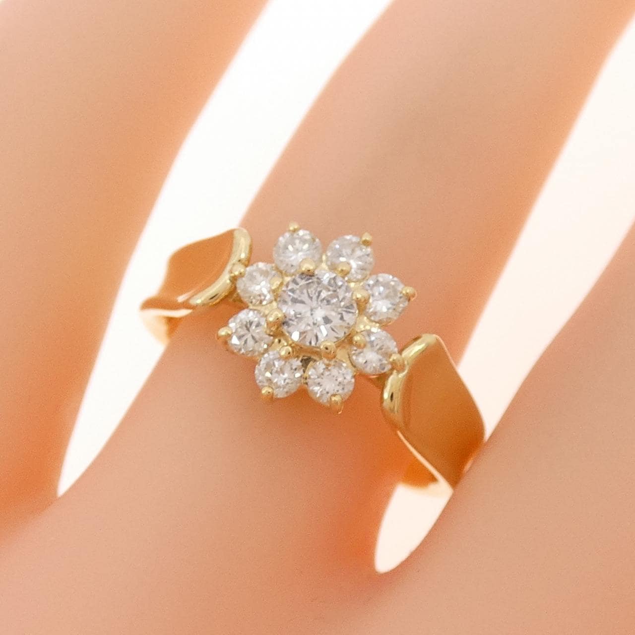 K18YG フラワー ダイヤモンド リング 0.52CT