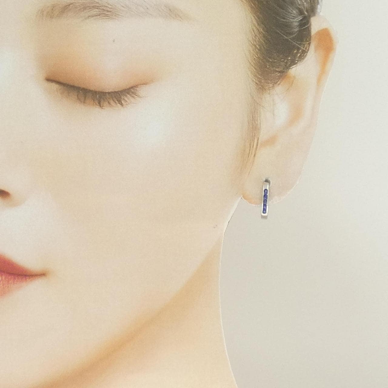 PT900 サファイヤ フープ ピアス 0.20CT