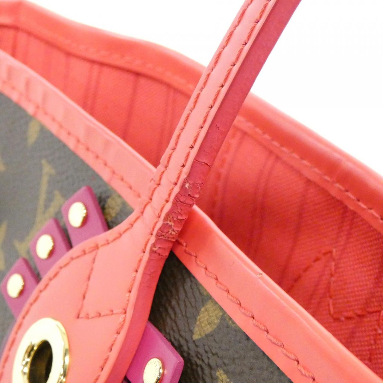 ルイヴィトン モノグラム トーテム ネヴァーフル MM M41663 バッグ