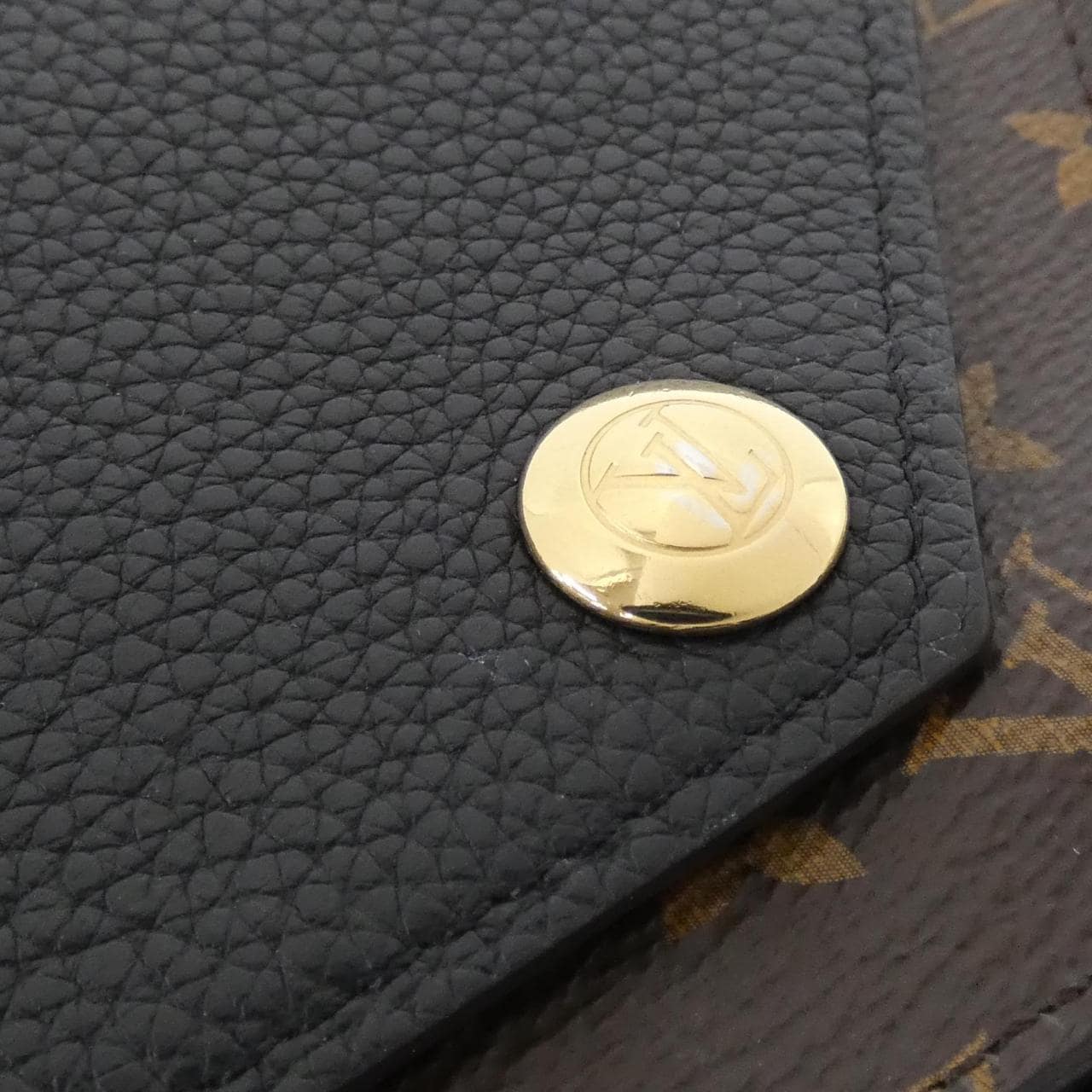 LOUIS VUITTON Monogram Portefeuille Double V M64319 Wallet