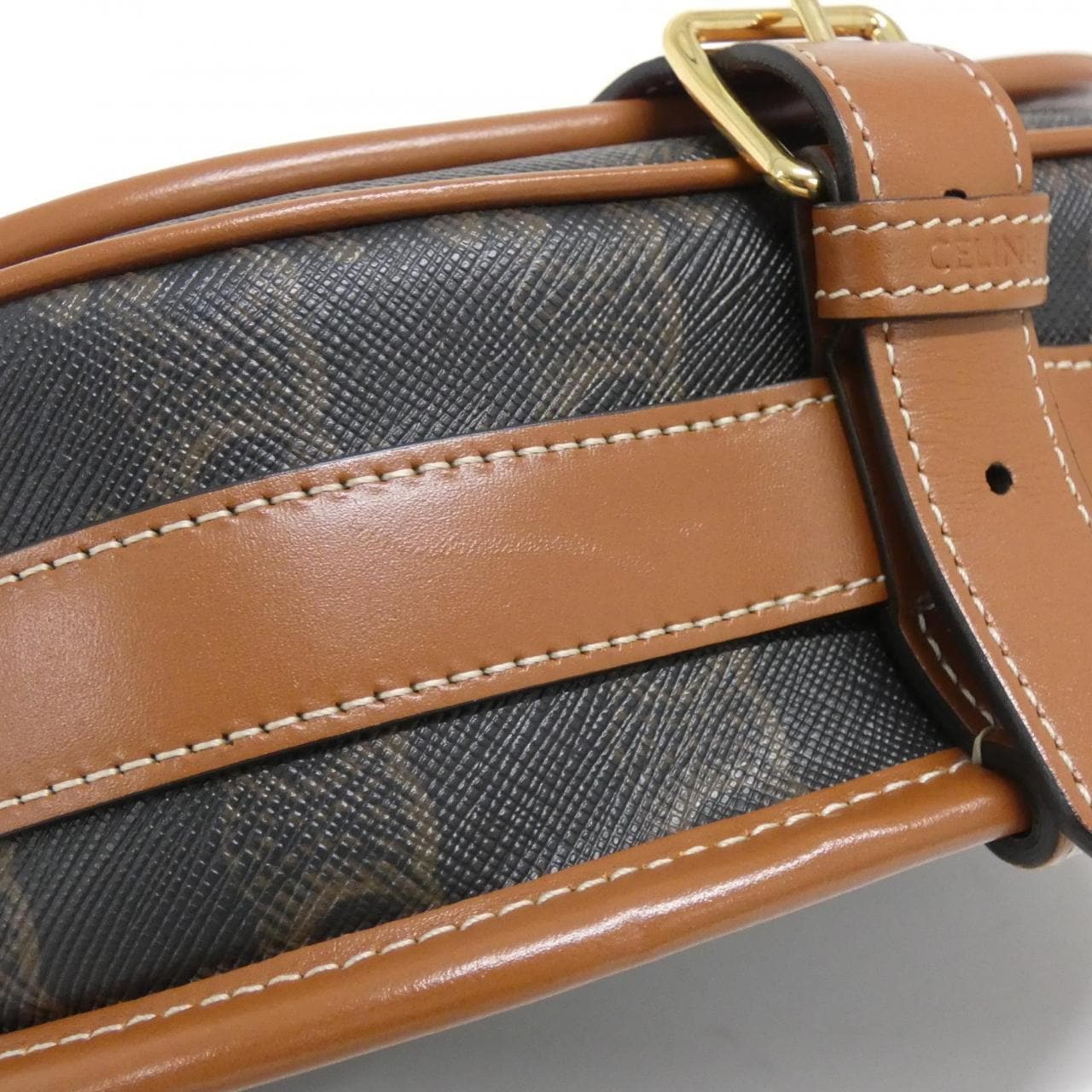 セリーヌ LARGE STRAP FOLCO 196932BZJ ショルダーバッグ