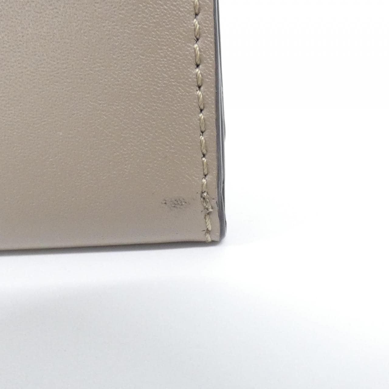 フェンディ バイ ザ ウェイ 8M0217 SME カードケース