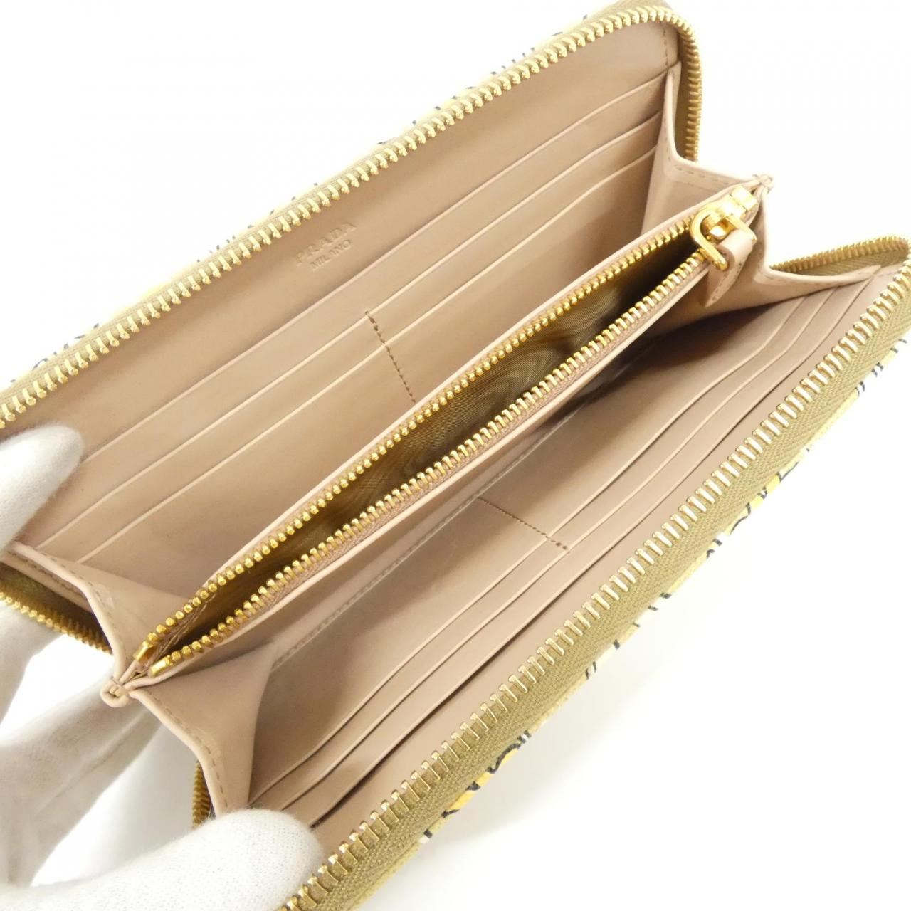 プラダ 1M0506 財布