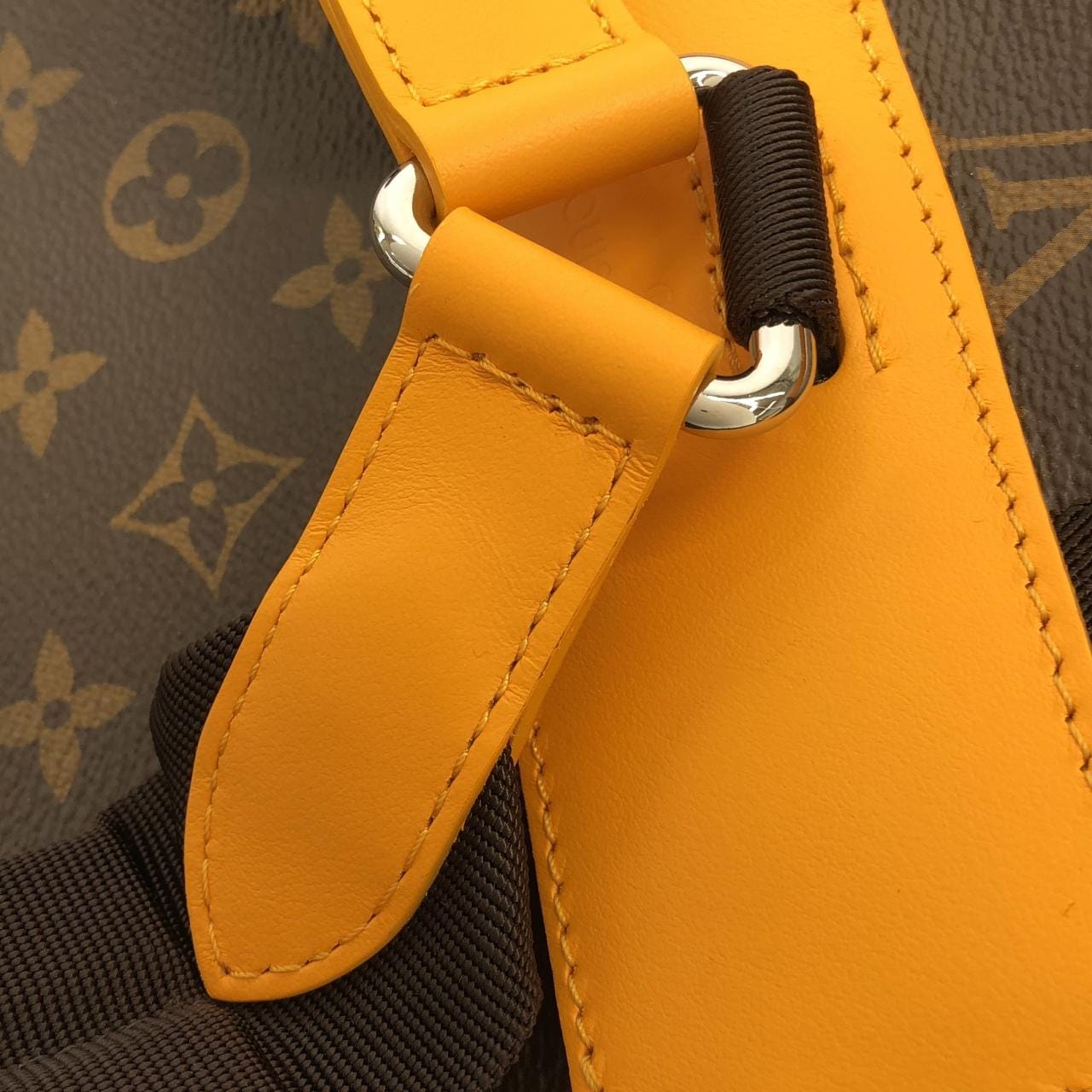 ルイヴィトン モノグラム マカサー(LVカラーマニア) クリストファー MM M13202 リュックサック