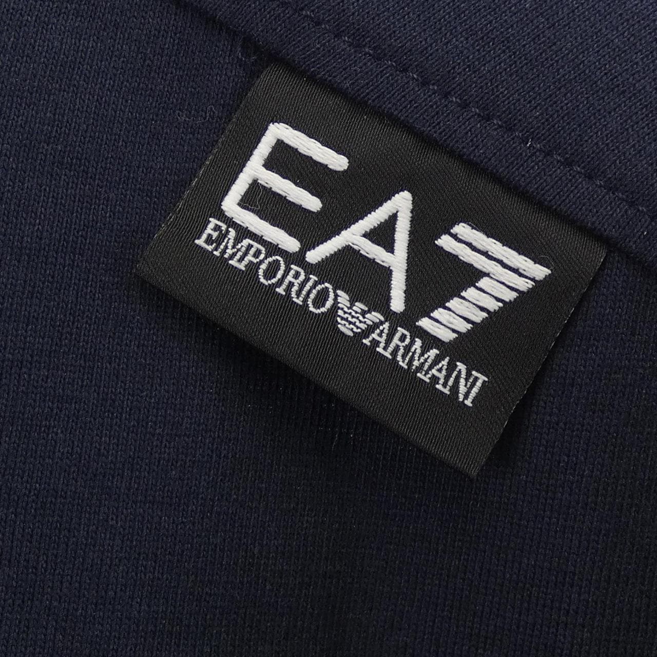 エアセッテ EA7 Tシャツ