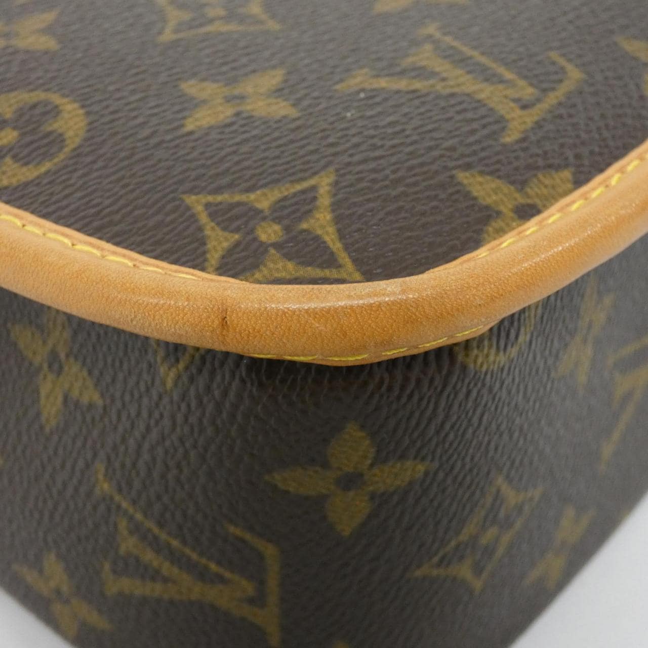 ルイヴィトン モノグラム ソローニュ M42250 ショルダーバッグ