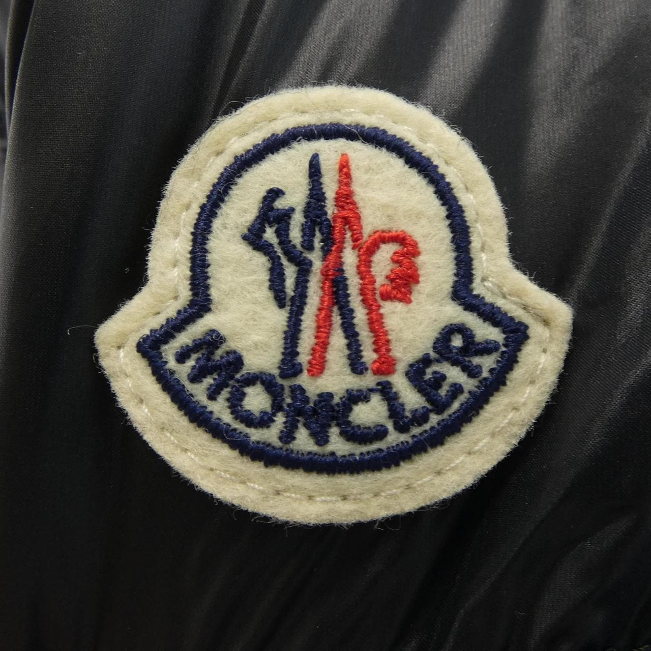 【新品】モンクレール MONCLER ダウンジャケット