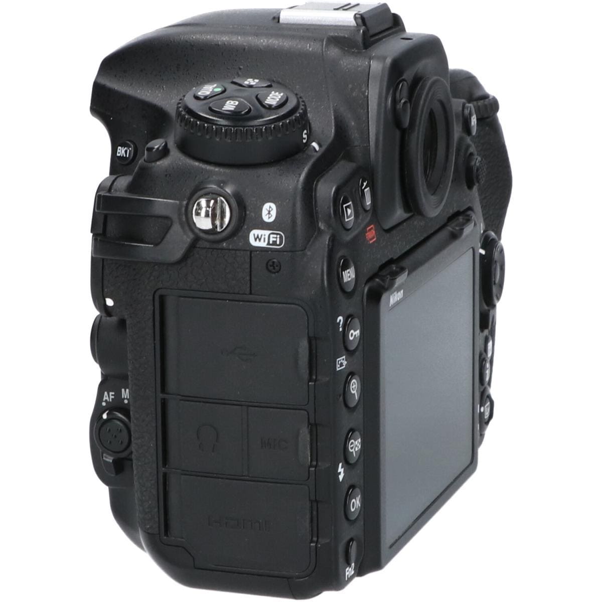 NIKON D500