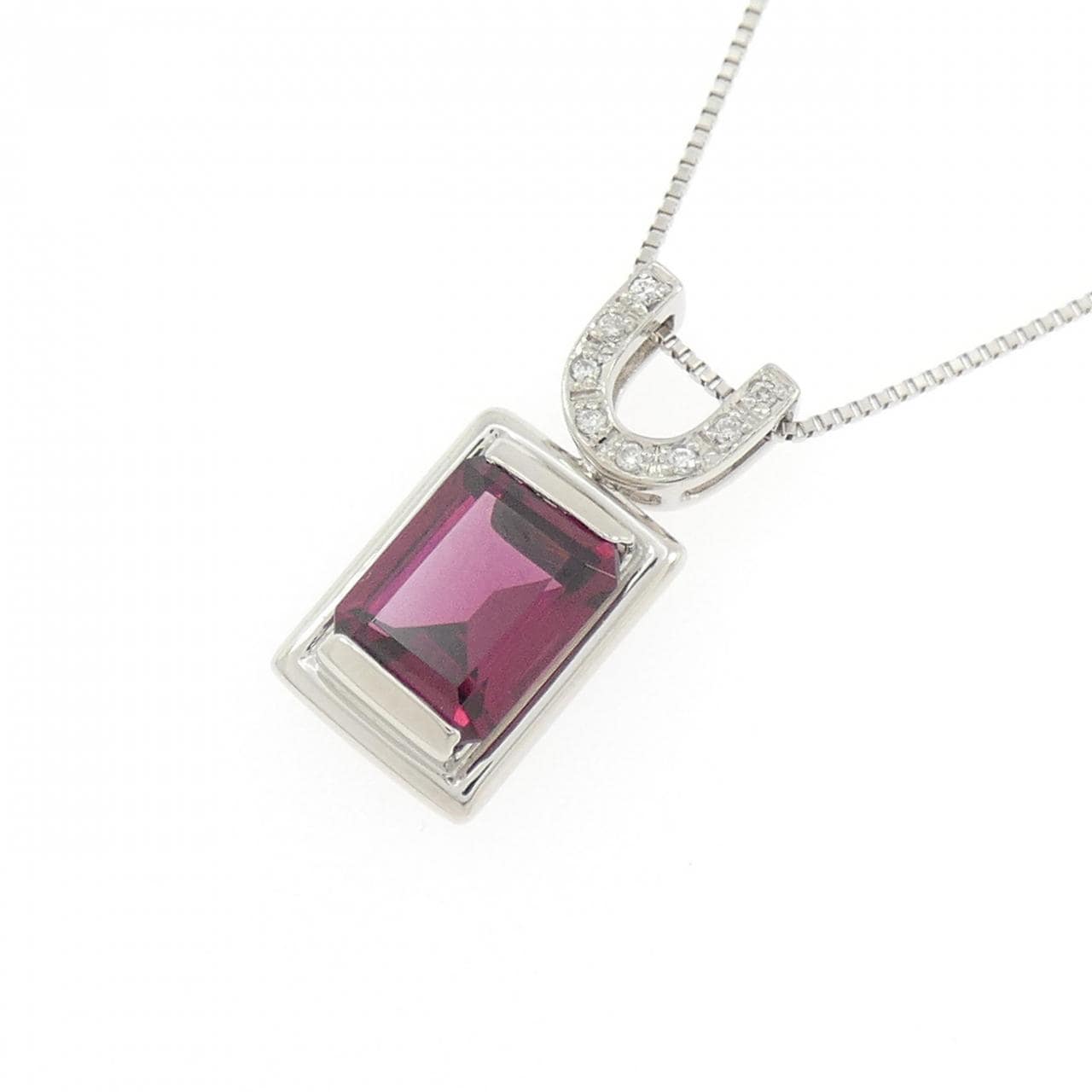 PT900/PT850 ガーネット ネックレス 2.68CT