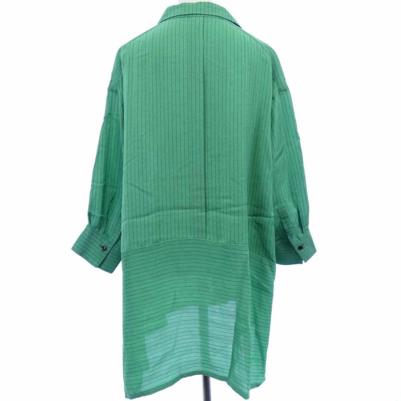 ヒロココシノ HIROKO KOSHINO シャツ