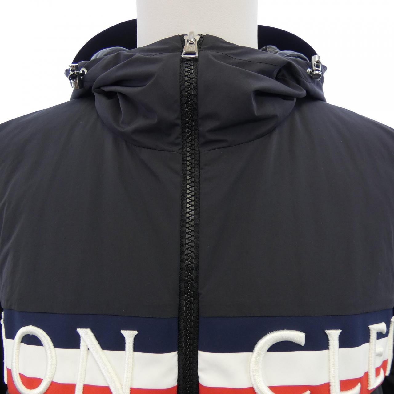 モンクレール MONCLER OLARGUES ダウンジャケット
