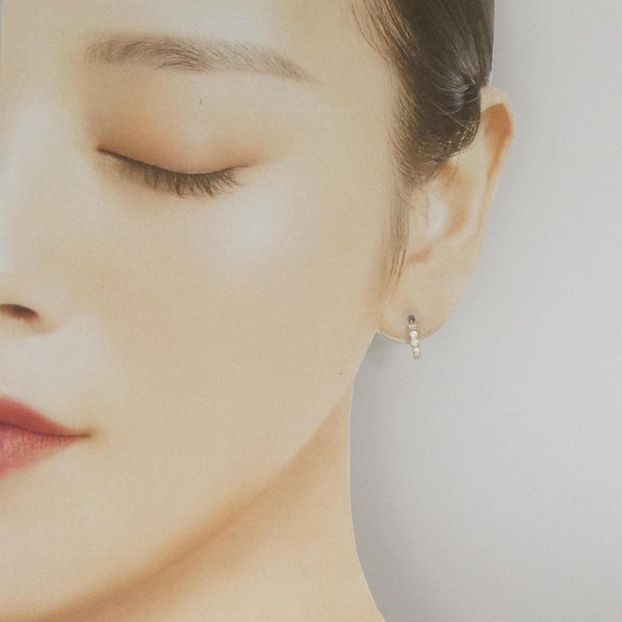 K14YG キュービック ピアス