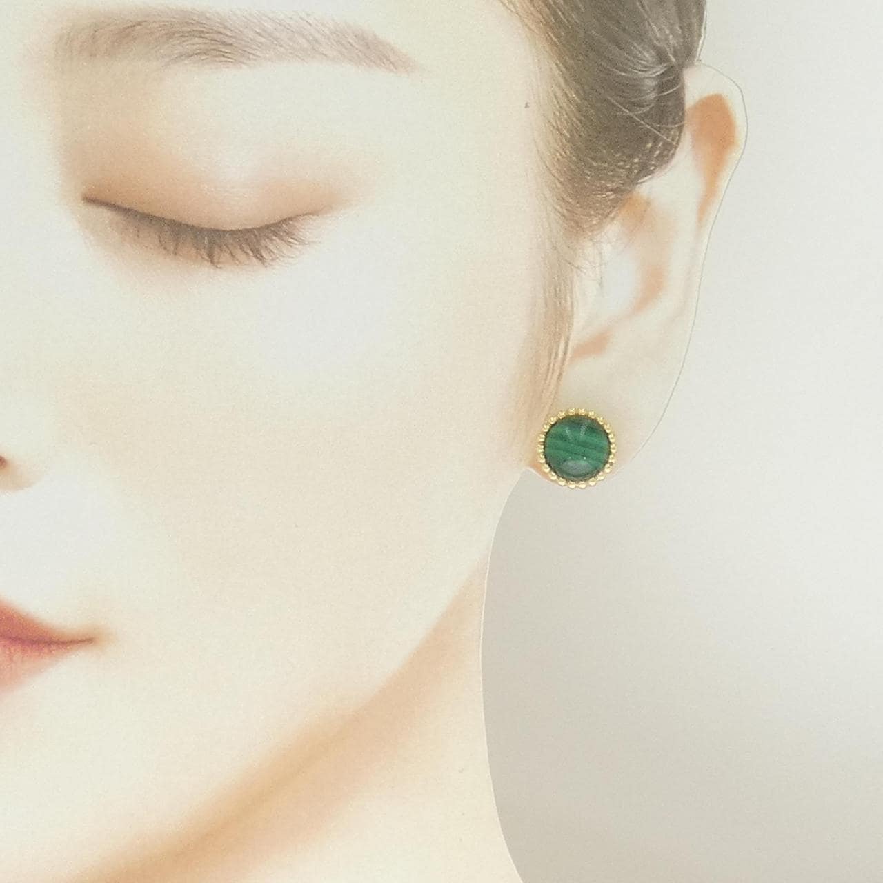 ヴァンクリーフ&アーペル ペルレ クルール ピアス