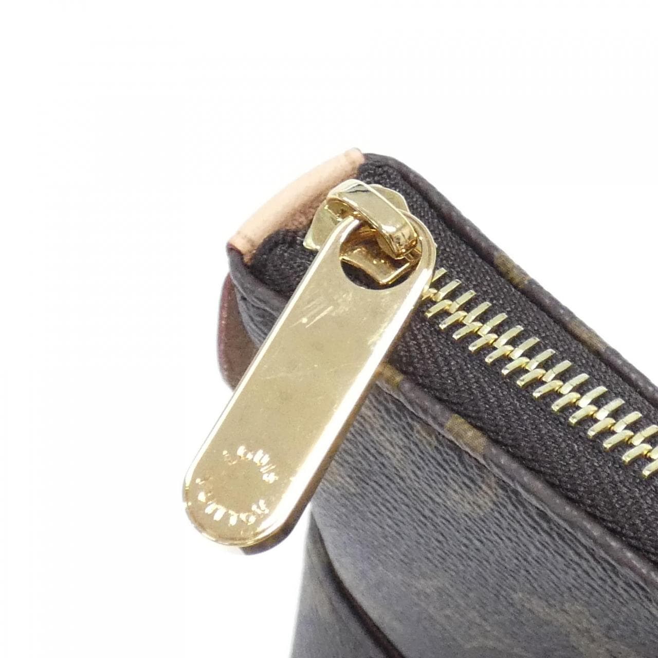 ルイヴィトン モノグラム トータリー MM M56689 バッグ