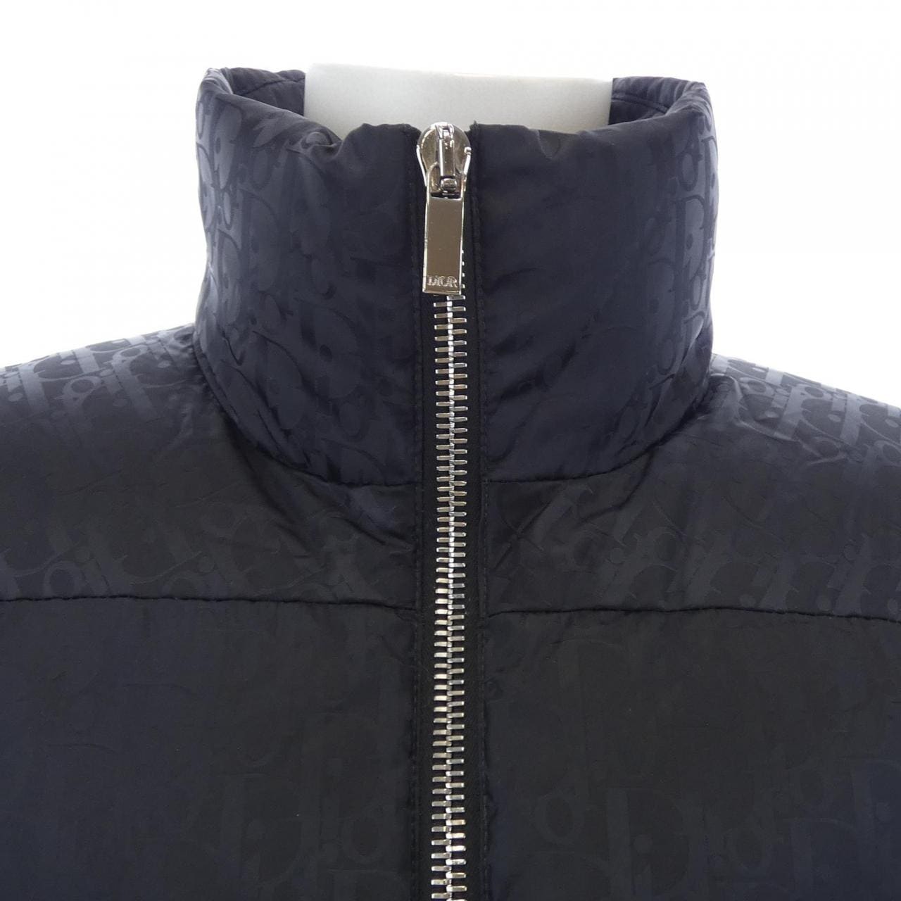 ディオール DIOR DIOR ESSENTIALS パファージャケット OBLIQUE 943C449A4462 ダウンジャケット