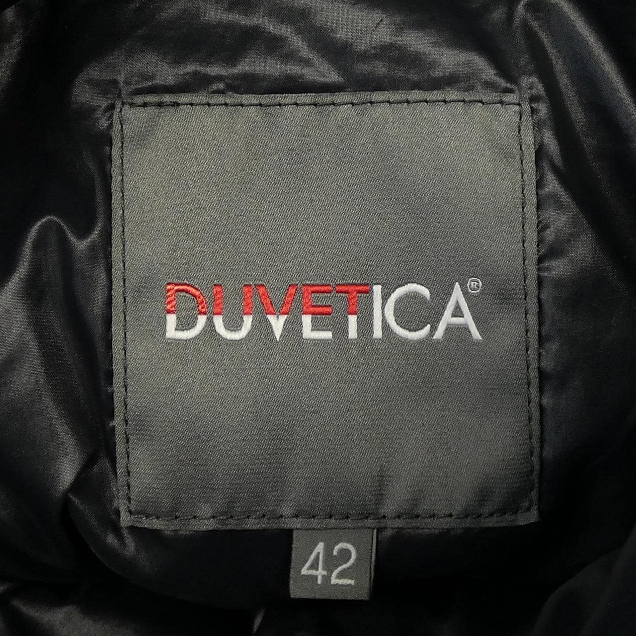 デュベティカ DUVETICA ダウンコート