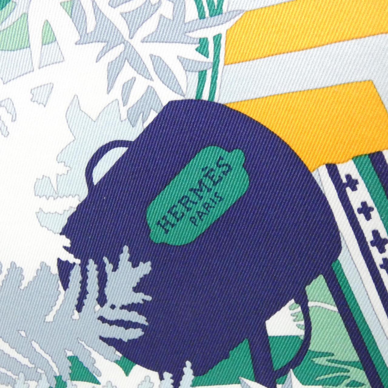 エルメス カレ スカーフ