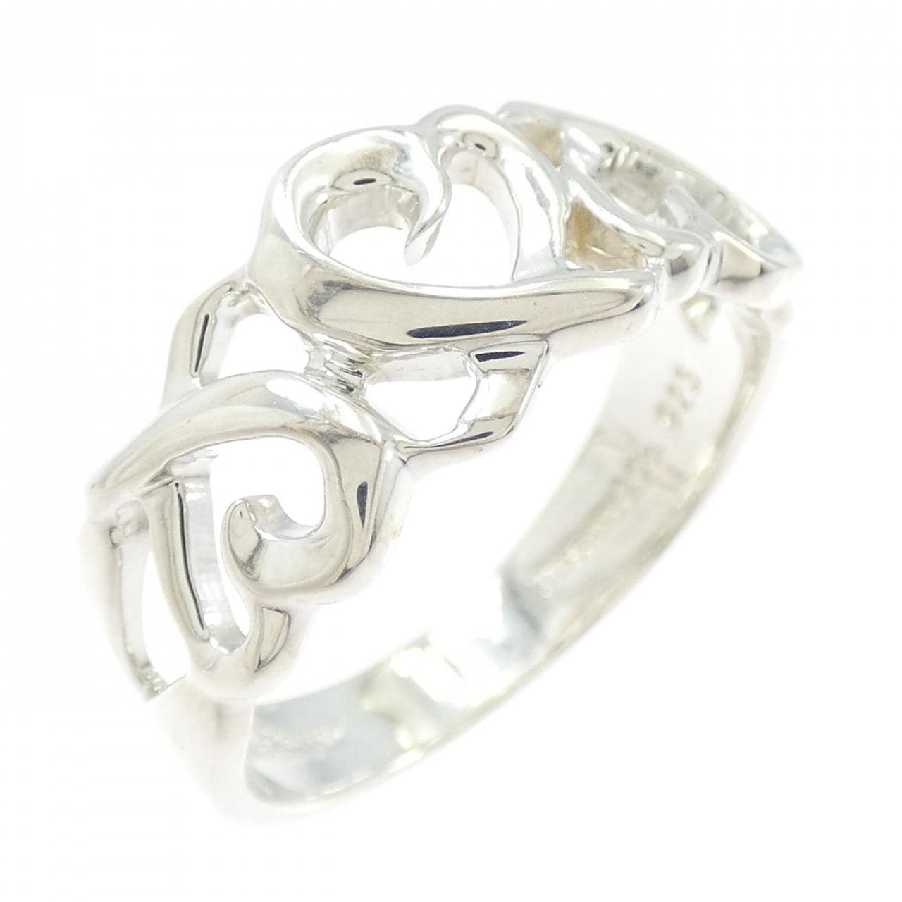 ティファニー トリプルラビングハート リング