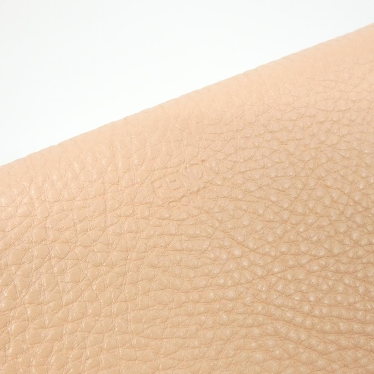 フェンディ ピーカブー 8M0427 A91B 財布