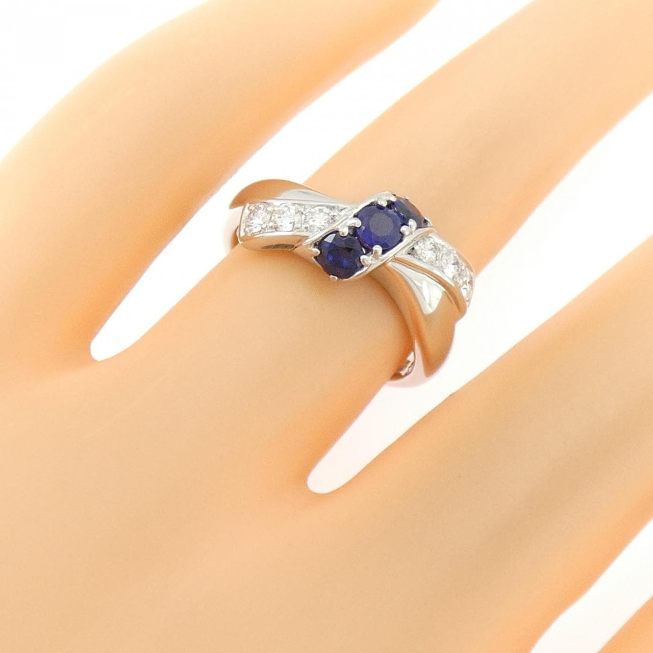 ポーラ サファイヤ リング 0.39CT