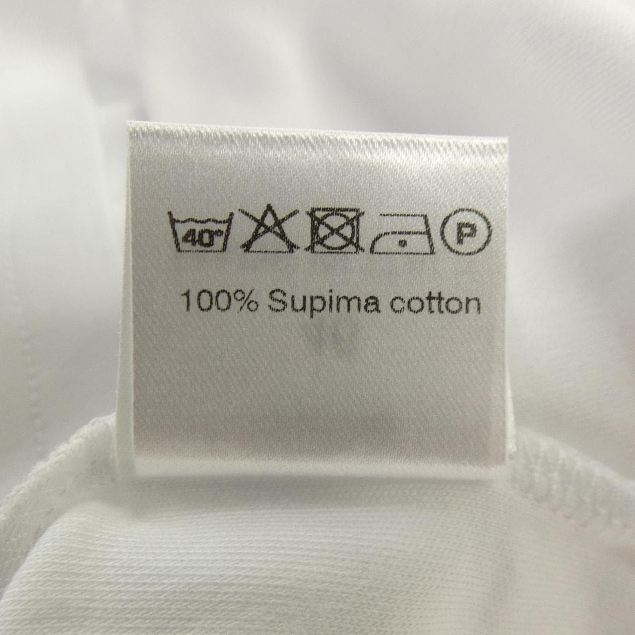 アンティーチポ ANTICIPO Tシャツ