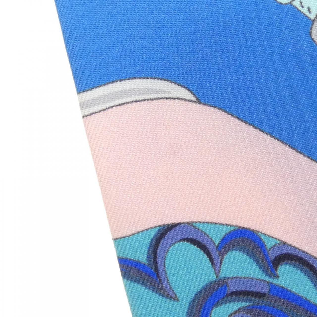 エルメス FESTIVAL DES AMAZONES ツイリー 061797S スカーフ