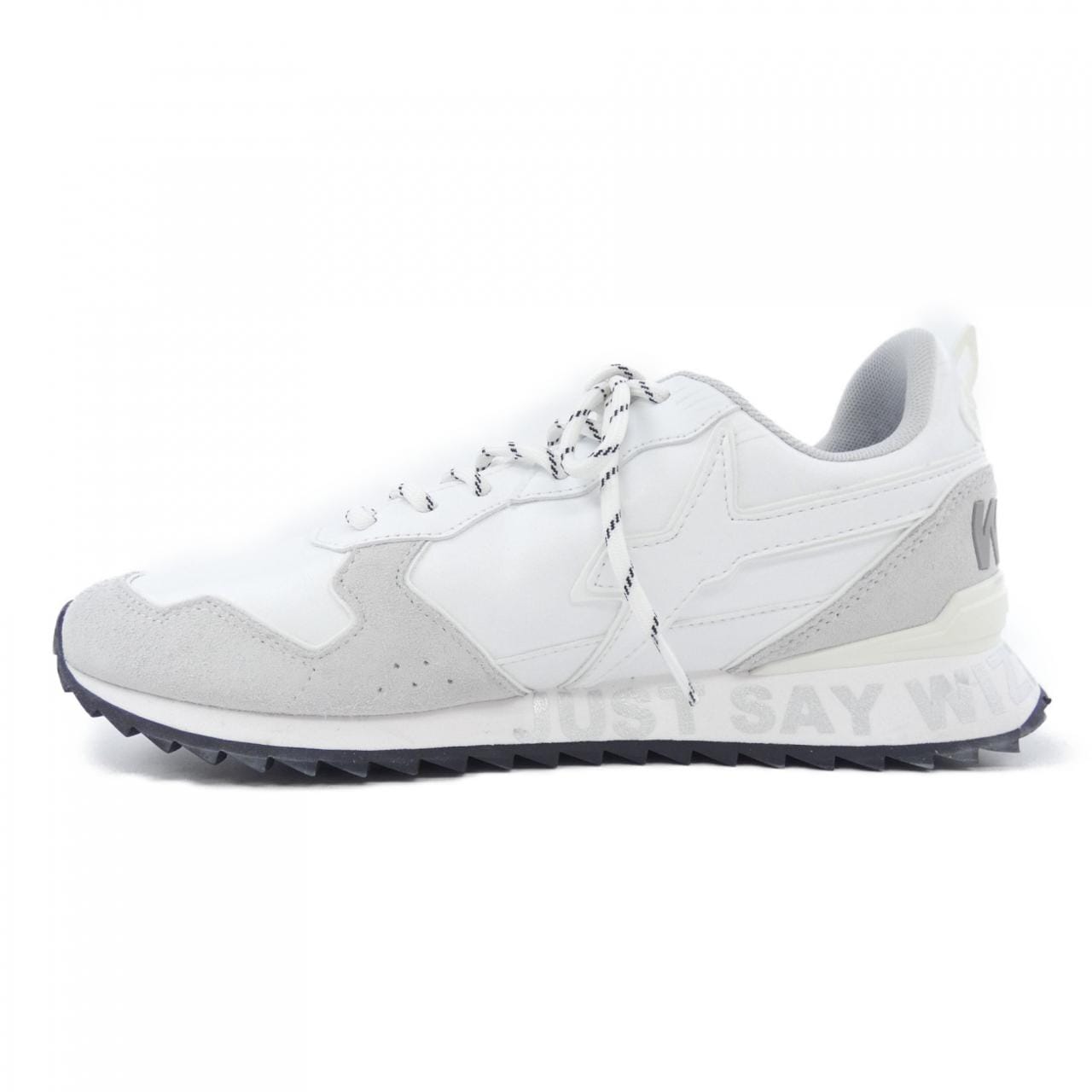 W6YZ スニーカー