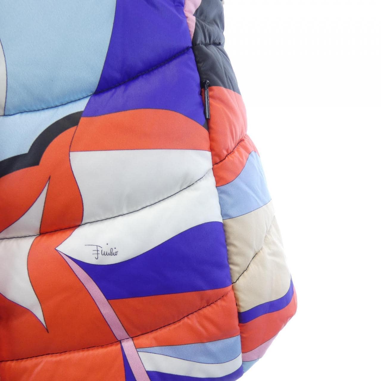 エミリオプッチ EMILIO PUCCI ベスト