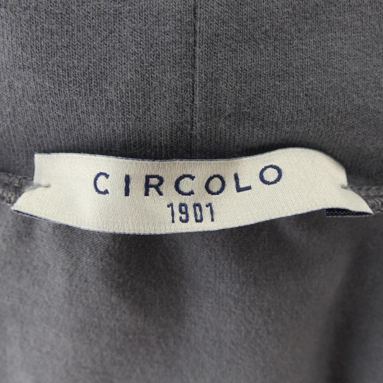 チルコロ 1901 CIRCOLO 1901 トップス