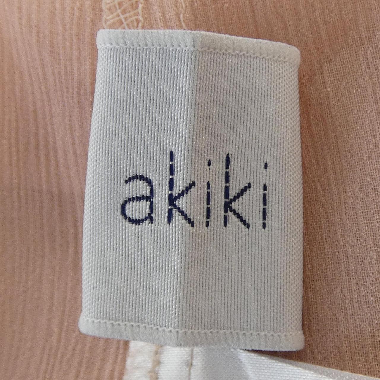 AKIKI シャツ