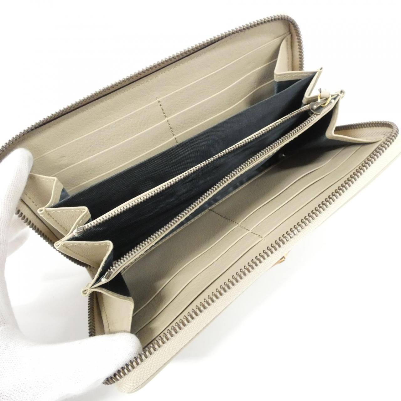 グッチ GUCCI DIANA 658634 17Q0T 財布