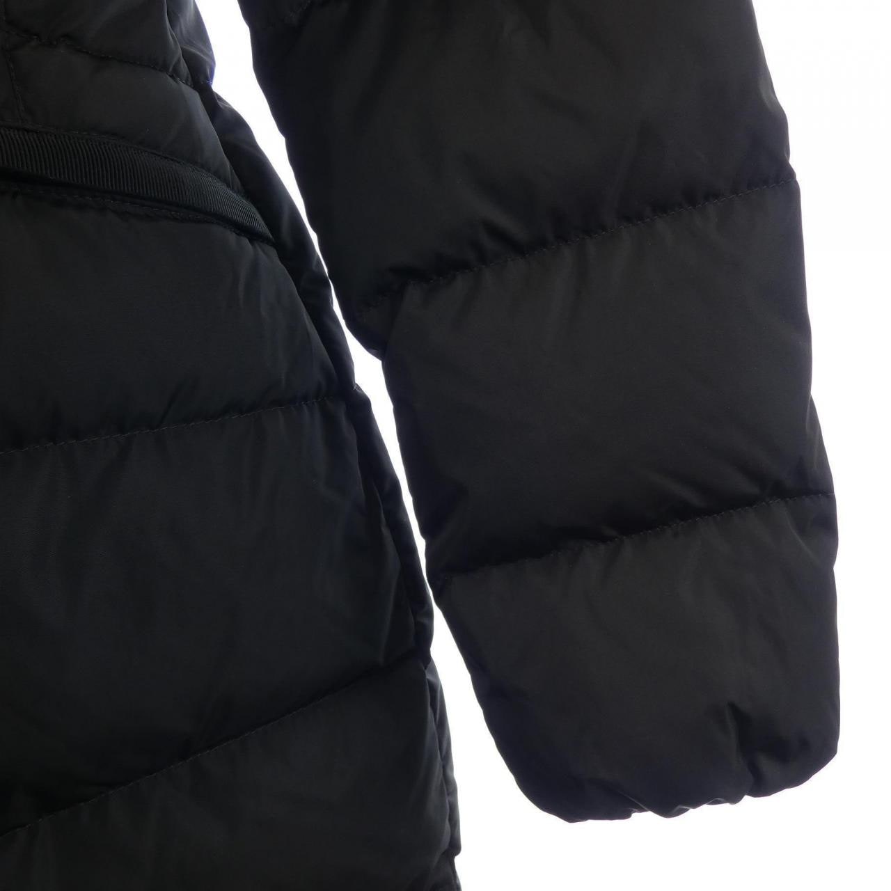 モンクレール MONCLER AVOCE ダウンジャケット