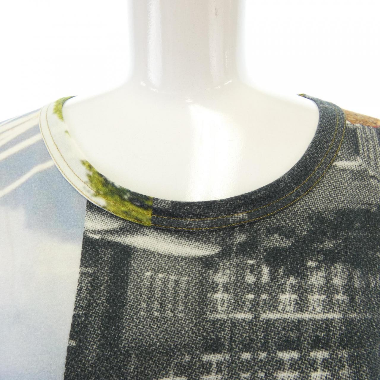 ヴィヴィアンウエストウッドレッド Vivienne Westwood RE Tシャツ