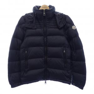 モンクレール MONCLER ダウンジャケット