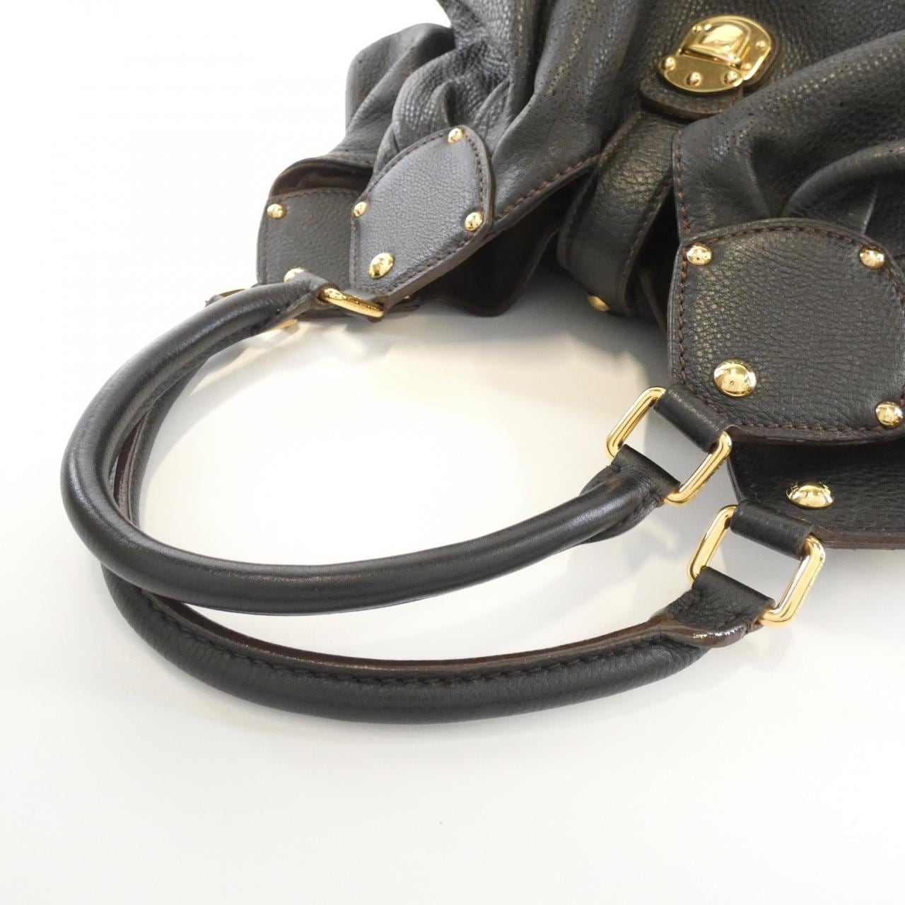 ルイヴィトン マヒナ XL M95547 ショルダーバッグ