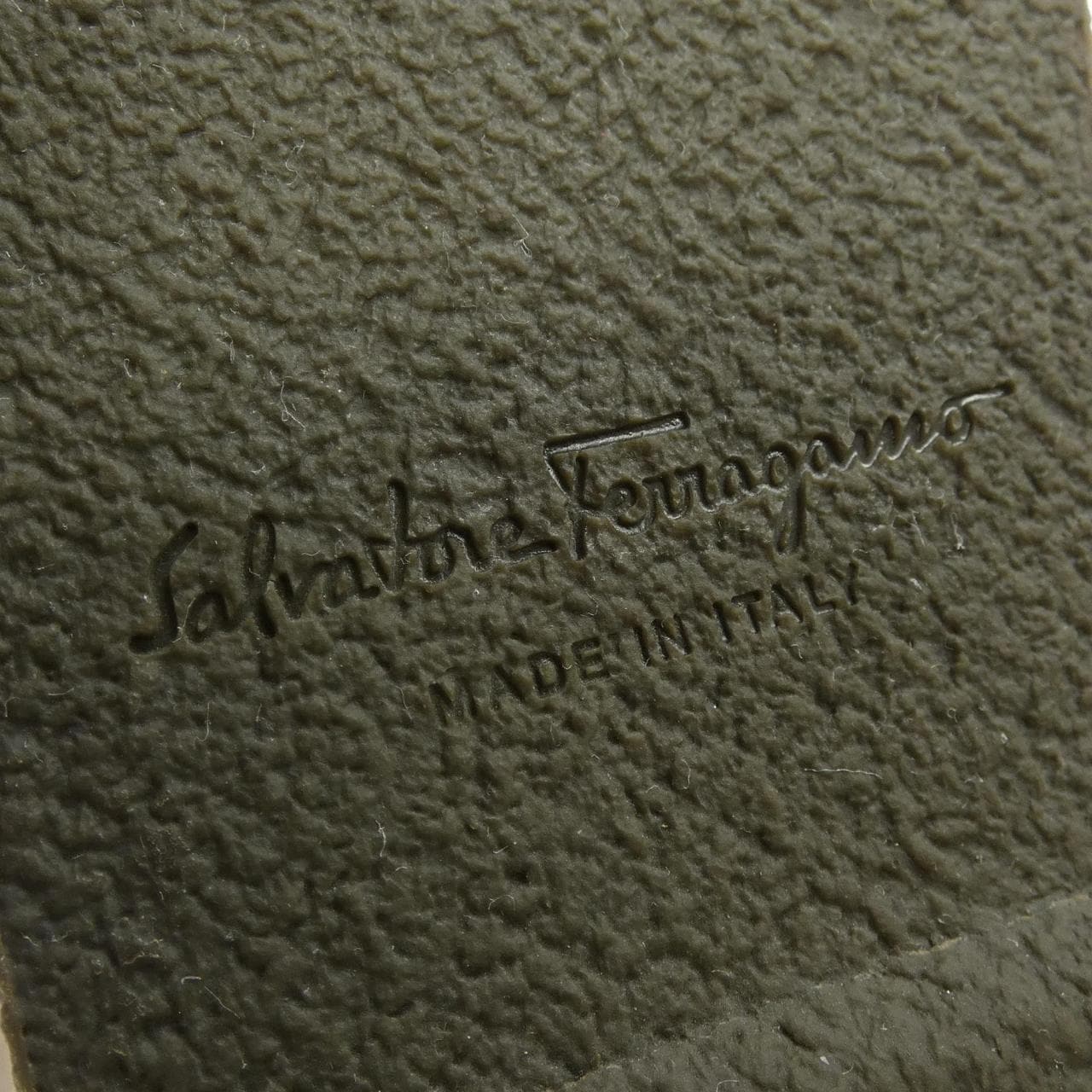 サルヴァトーレフェラガモ SALVATORE FERRAGAMO ブーツ