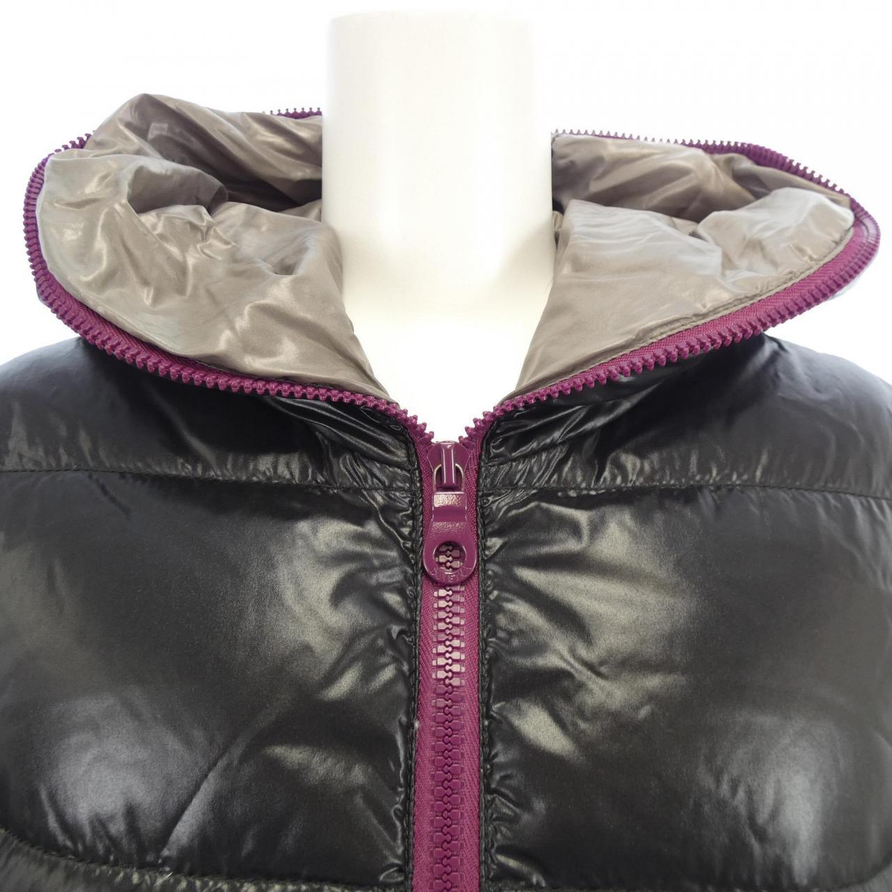 デュベティカ DUVETICA ダウンジャケット