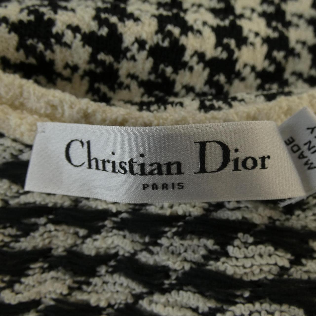 クリスチャンディオール CHRISTIAN DIOR 354W05AM324 ニット