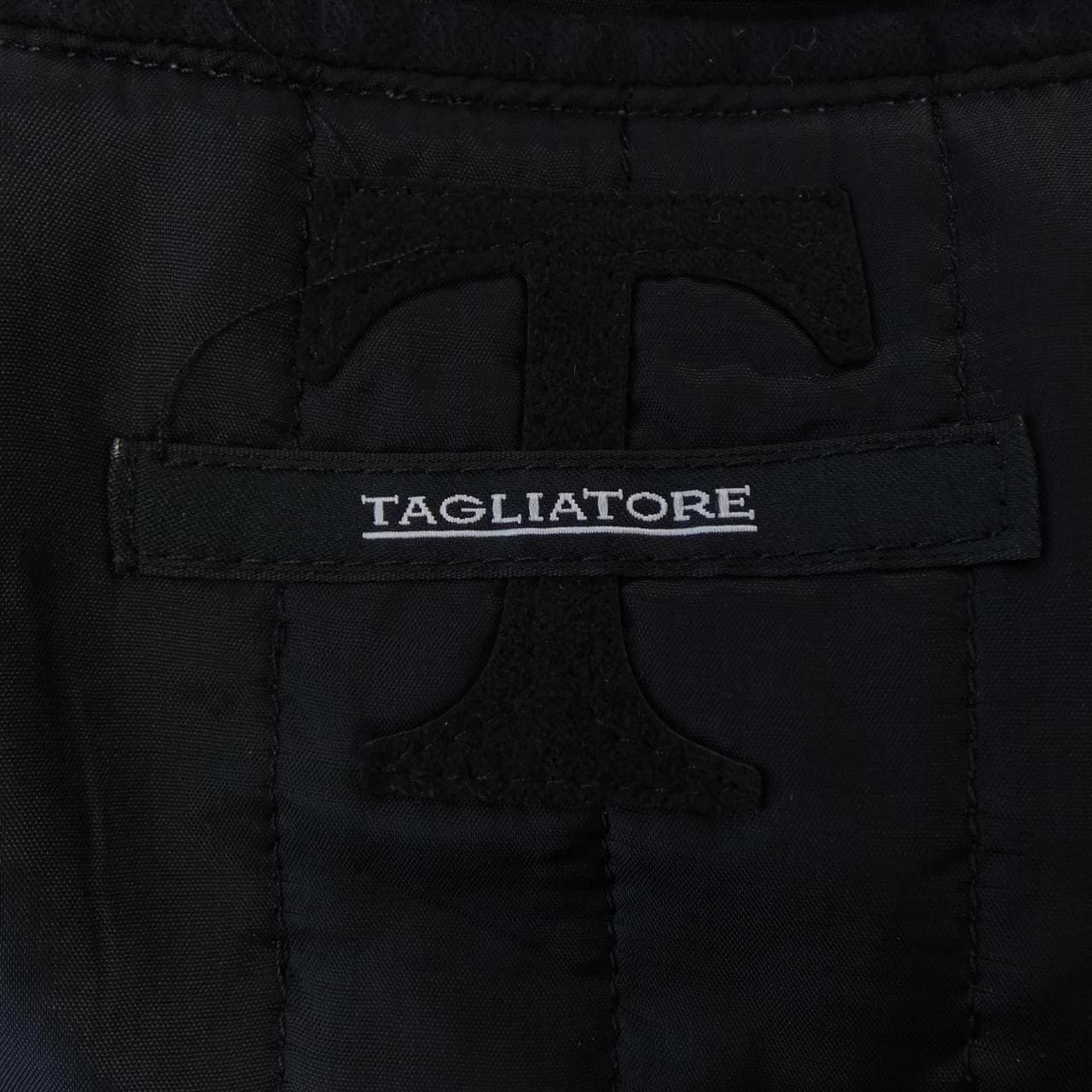 タリアトーレ TAGLIATORE コート