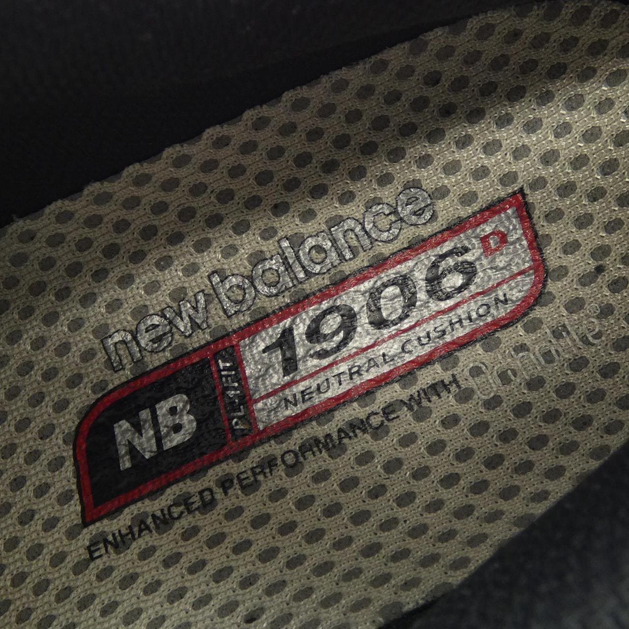 ニューバランス NEW BALANCE M1906DB スニーカー