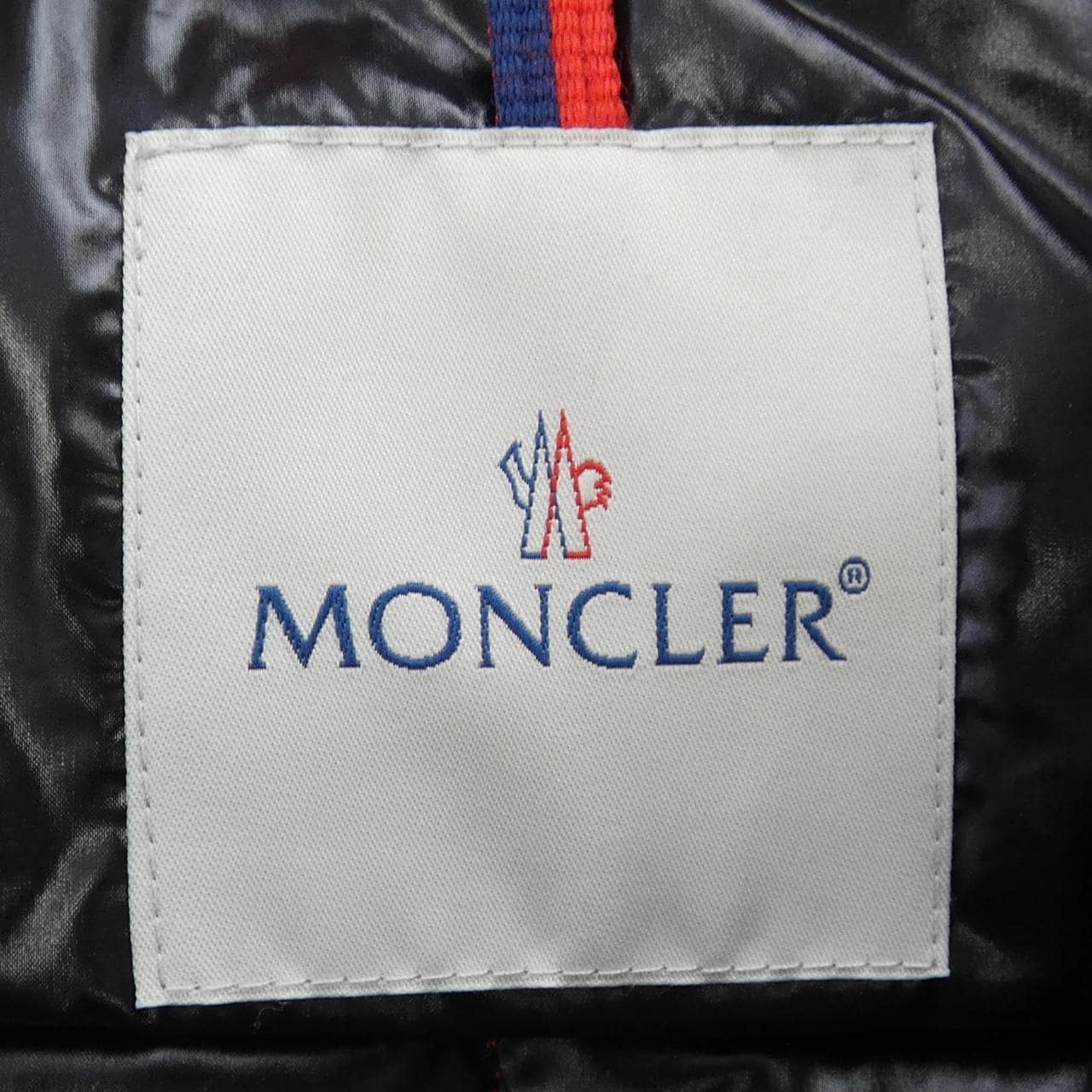 MONCLER蒙克勒羽绒服