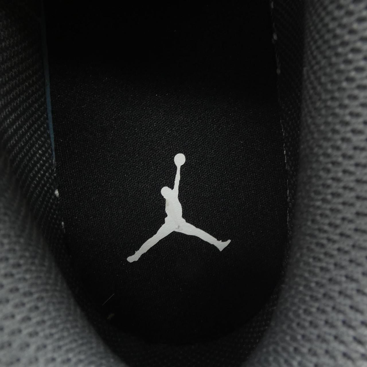 ナイキ ジョーダン NIKE JORDAN スニーカー