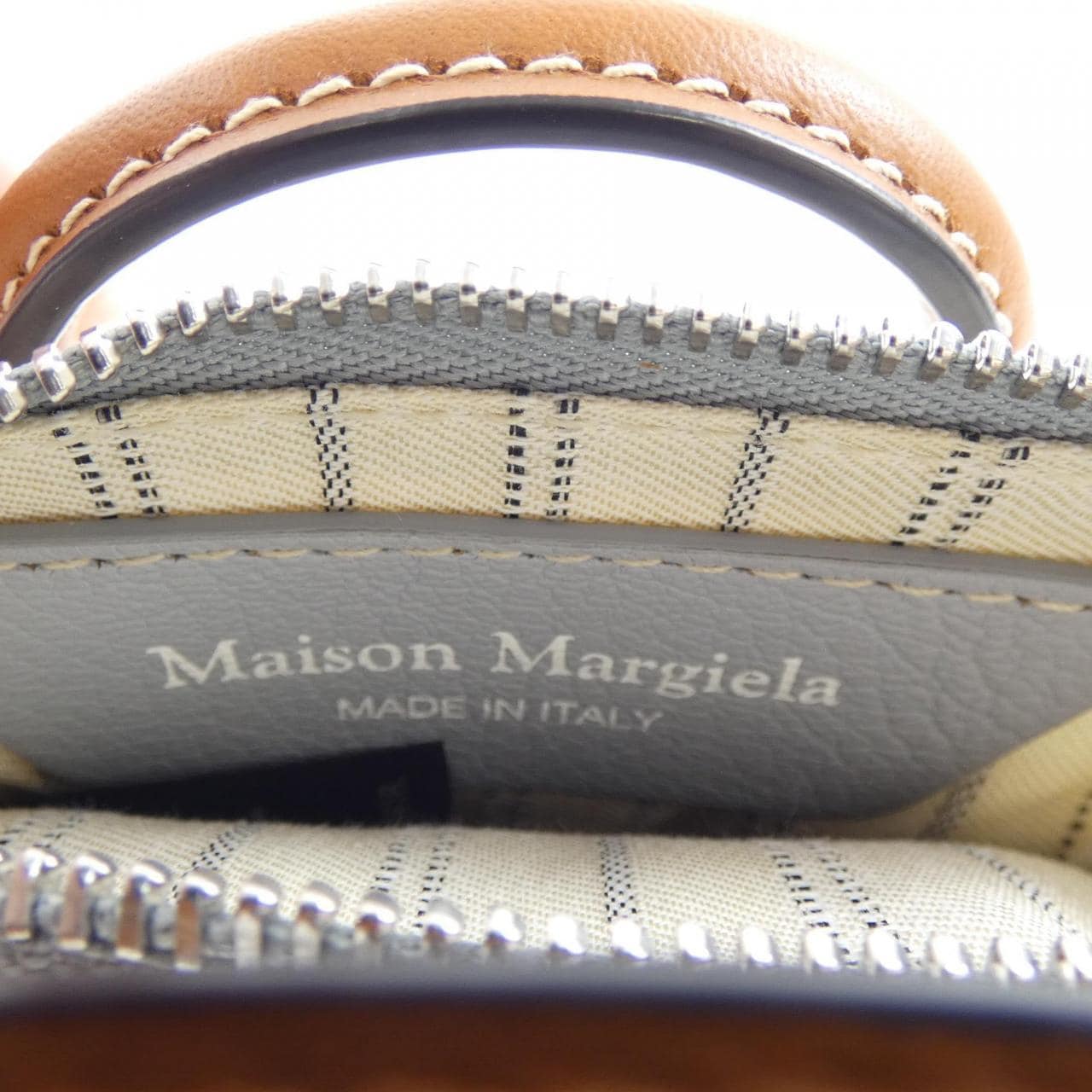 メゾンマルジェラ Maison Margiela SB1WG0032 BAG