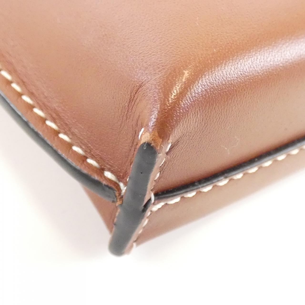 ロエベ ゲート ポケット 109 30 Z42 ショルダーバッグ