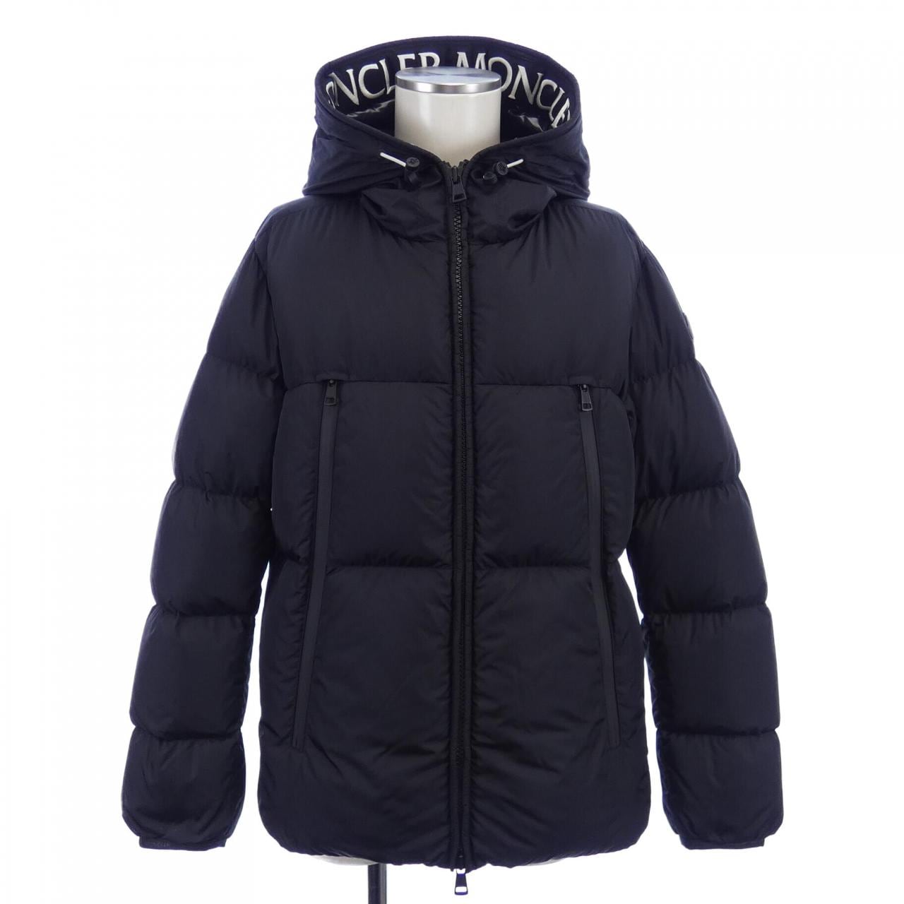 モンクレール MONCLER ダウンジャケット